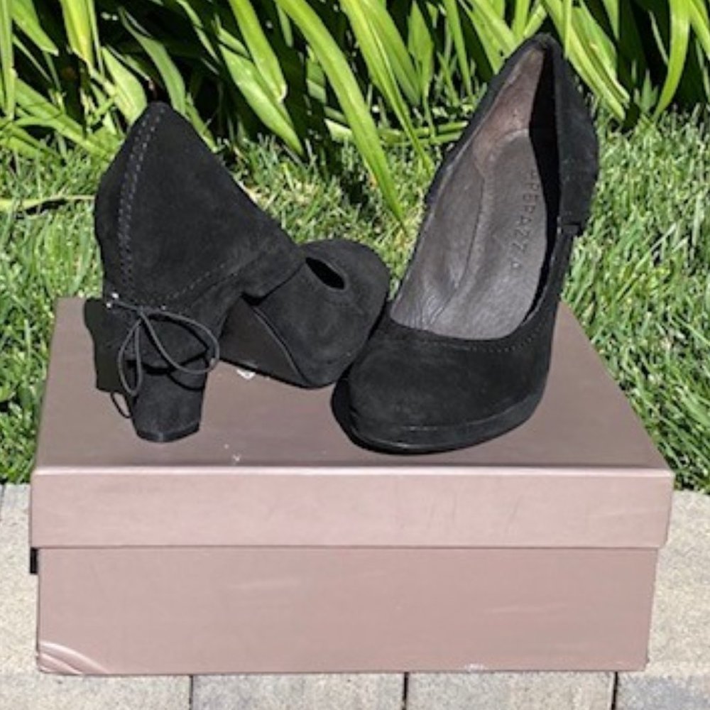 Suede Pumps NWOT